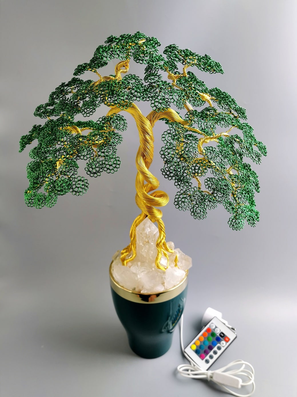 Złoto zielona lampa bonsai, kryształ górski